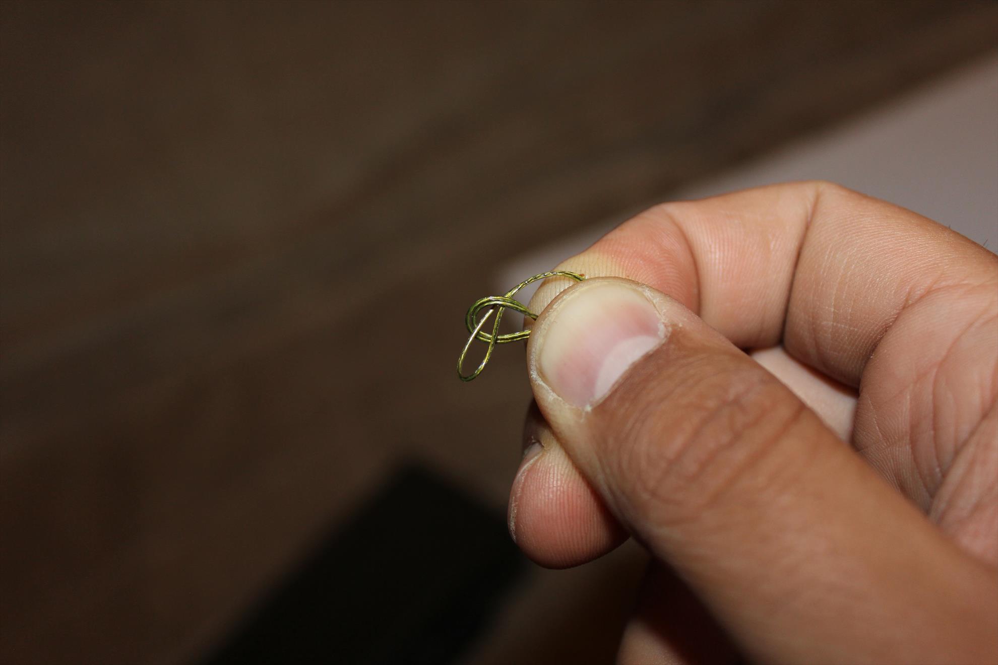 O montura de vara.. - Se face o bucla dubla la celalalt capat al monturii (eu aici folosesc nodul "opt" sau "bucla dubla"